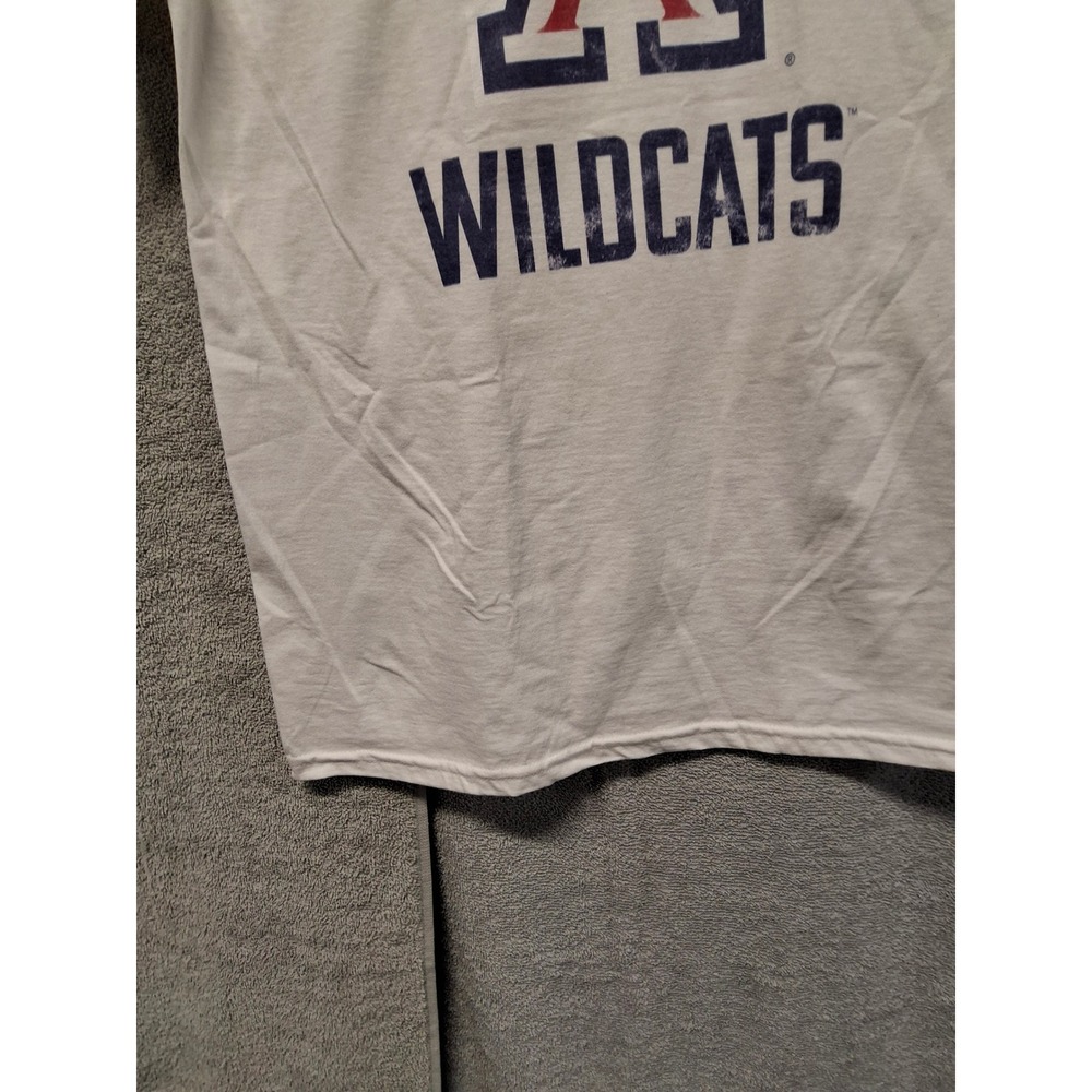 Arizona Wildcats T-Shirt Mens Small White NCAACollegiate Graphic TeeShort Sleeve